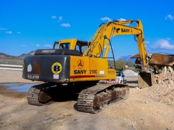Crawler excavator SANY SY210 C: picture 1