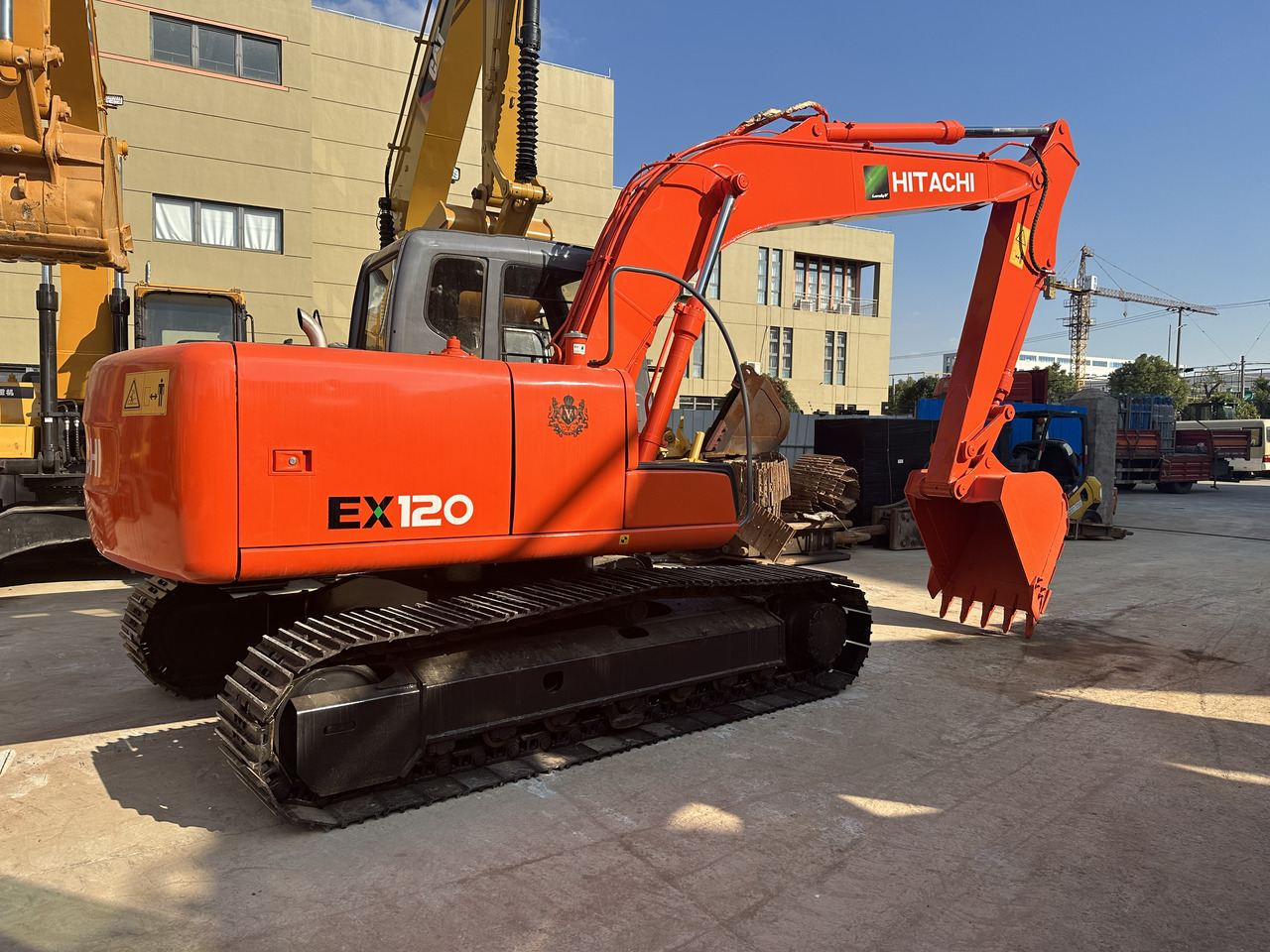 Crawler excavator Used mini hitachi ex120 excavator Direct injection excavator for sale: picture 11