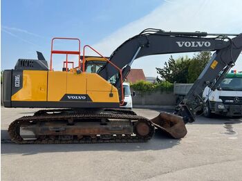 Crawler excavator Volvo EC 220: picture 1