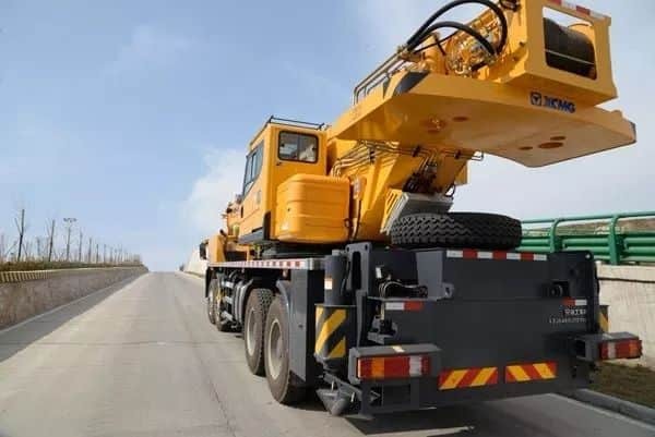 Mobile crane XCMG Used Trucks With Crane QY70K Crane Trucks Bob Lift top supplier: picture 4