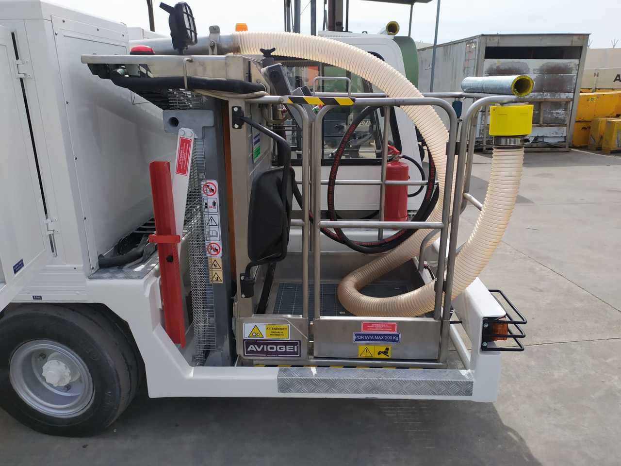 Ground support equipment Toilet Truck Aviogei VSTM: picture 6