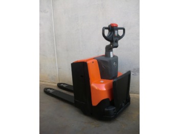 Pallet truck BT LWE 200 PA: picture 1