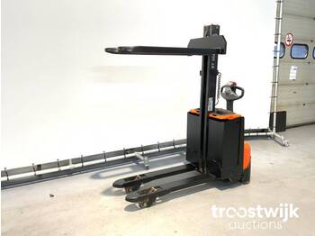 Stacker BT SWE-080-L: picture 1