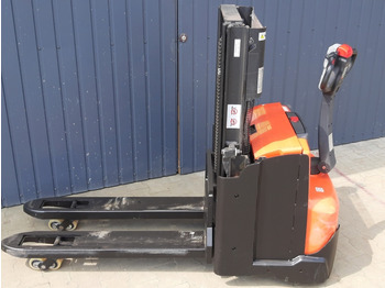 Stacker BT SWE 200 D: picture 3