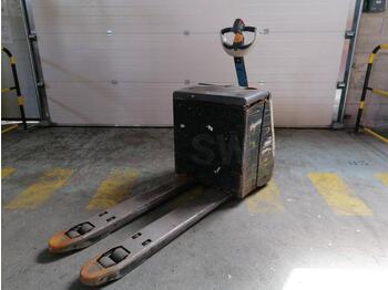 Pallet truck Crown WP3020-2.0: picture 1
