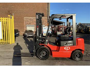 Electric forklift EFL 252: picture 1
