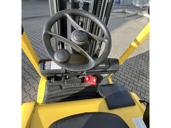 Electric forklift Hyster J3.2XM: picture 4