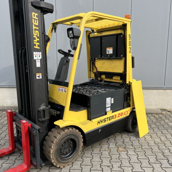 Electric forklift Hyster J3.2XM: picture 10