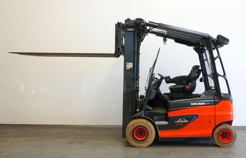 Electric forklift Linde E 25 R 387: picture 4