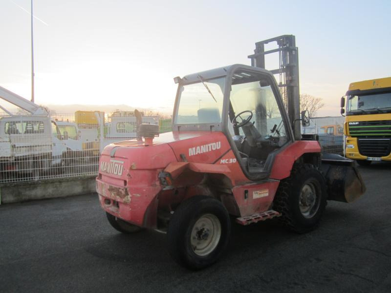 Diesel forklift Manitou MC30: picture 6