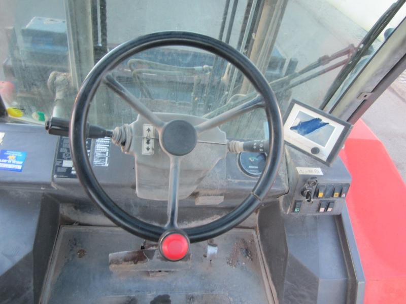 Diesel forklift Manitou MC30: picture 12
