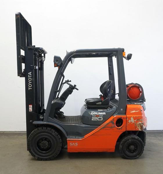 LPG forklift Toyota 02-8FGF20: picture 4
