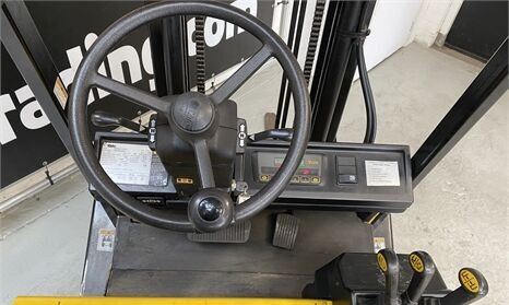 Diesel forklift Yale ERP25ALF: picture 6