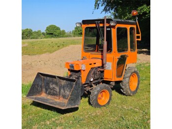 Kubota B7100D - Municipal tractor