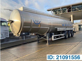 Tanker semi-trailer for transportation of fuel Magyar Tank 39500 liter: picture 1