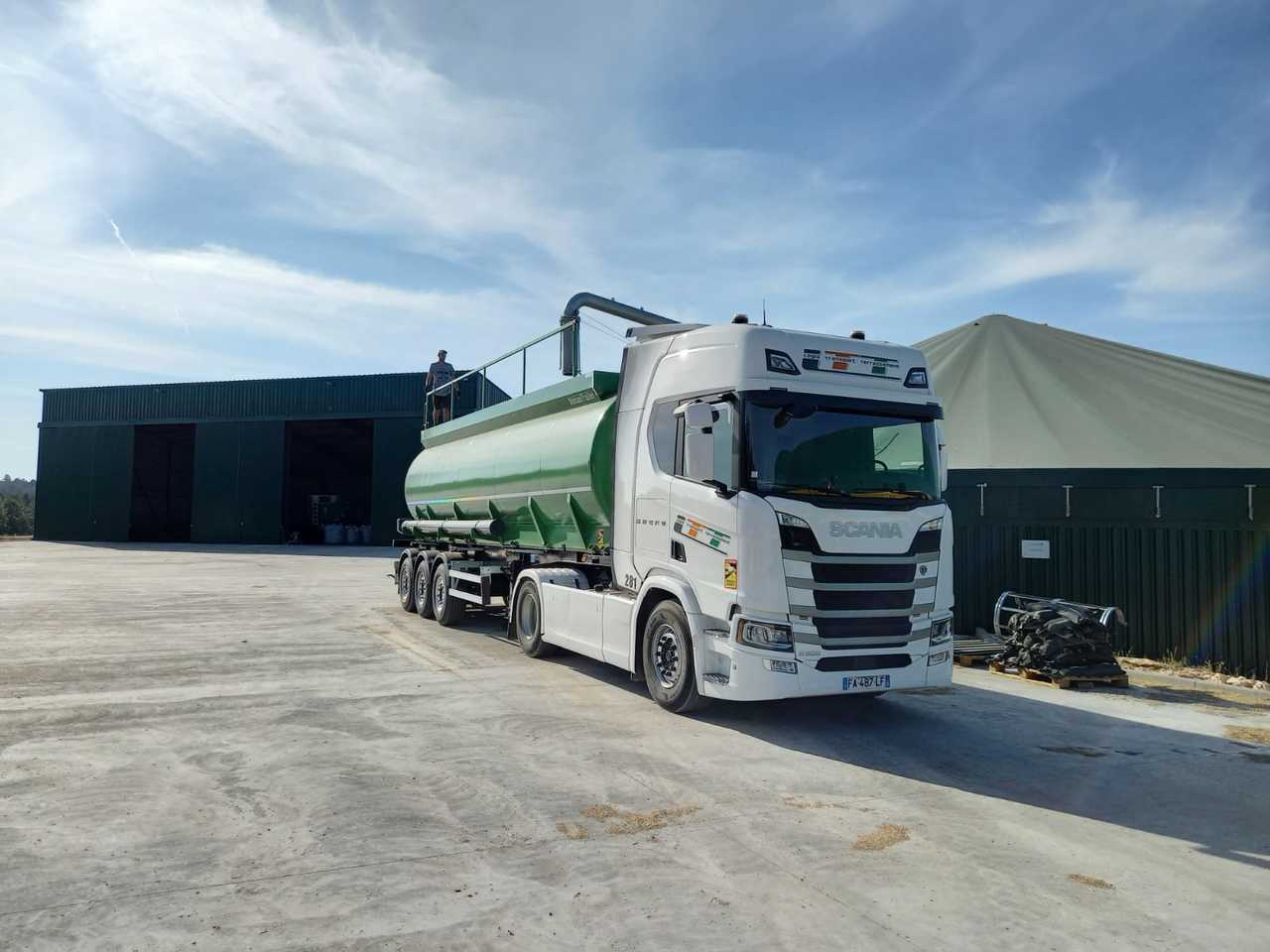 New Tanker semi-trailer for transportation of chemicals NURSAN Slurry Tanker: picture 12