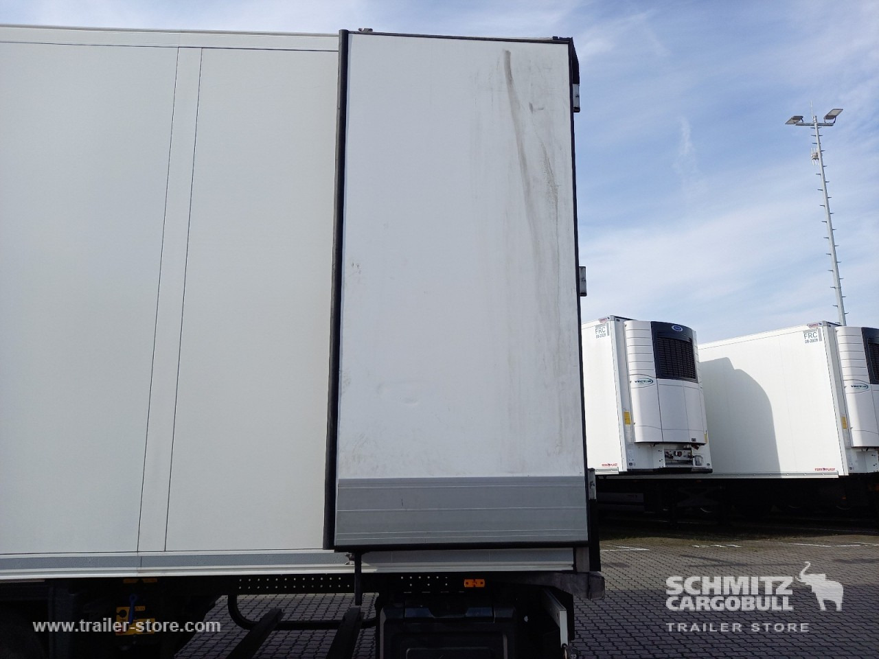 Isothermal semi-trailer SCHMITZ Auflieger Tiefkühler Standard Double deck: picture 13