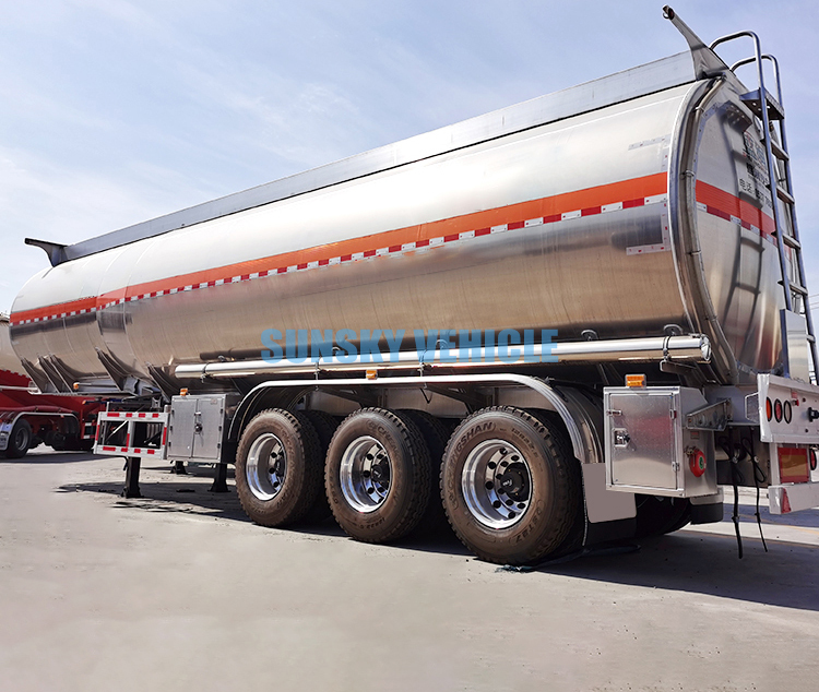 New Tanker semi-trailer for transportation of fuel SUNSKY Fuel Tank Trailer: picture 9