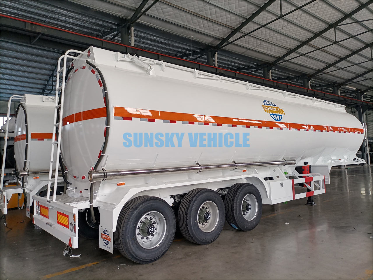 New Tanker semi-trailer for transportation of fuel SUNSKY Fuel Tank Trailer: picture 6