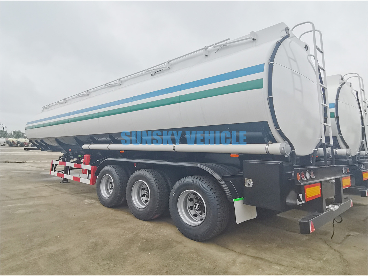 New Tanker semi-trailer for transportation of fuel SUNSKY Fuel Tank Trailer: picture 14