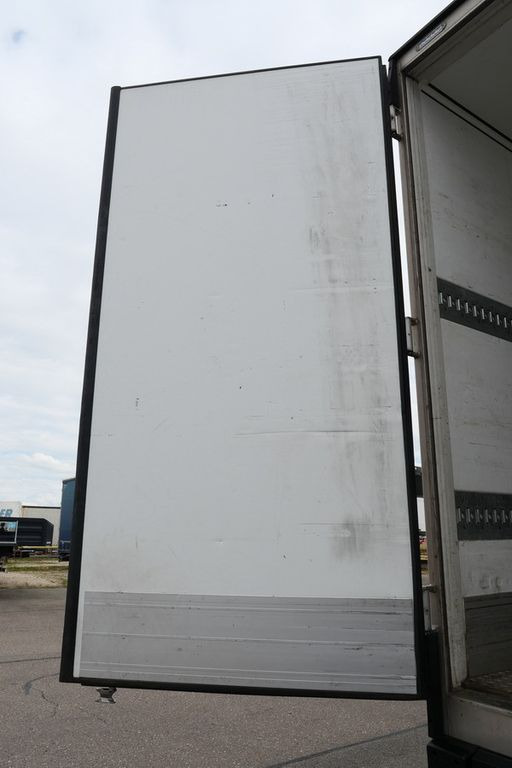 Closed box semi-trailer Schmitz Cargobull SKO 18/FP 45/BLUMEN /LIFT / ISOLIERT n.bremse: picture 23
