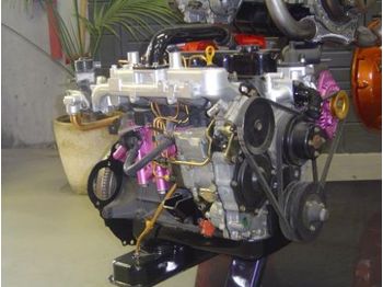 Nissan Motor Nissan TD-27-T - Engine and parts