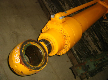 Hydraulic cylinder JCB