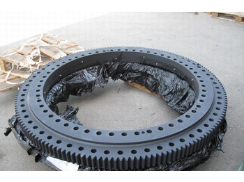 Grove GMK 3050  - Slewing ring
