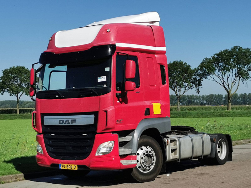 Tractor unit DAF CF 460 spacecab manual: picture 3