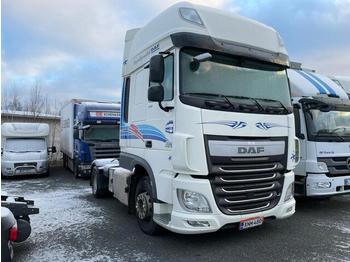 Tractor unit DAF XF440: picture 1