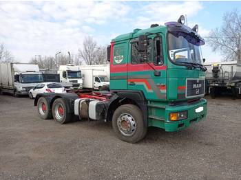 Tractor unit MAN 26.463 6x4 tractor unit: picture 1