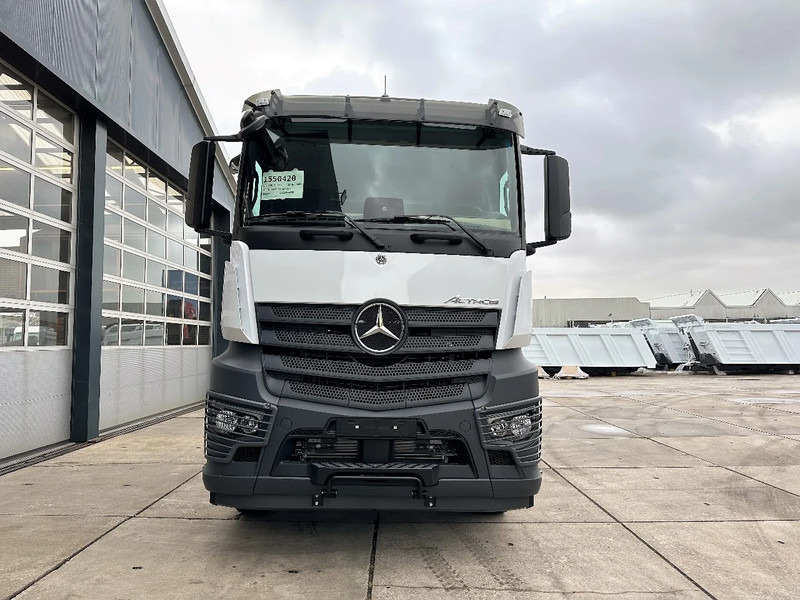 New Tractor unit Mercedes-Benz Actros 3348 S 6x4 Tractor Head (5 units): picture 6