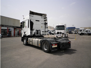 RENAULT T520 SLEEPER CAB - Tractor unit: picture 3