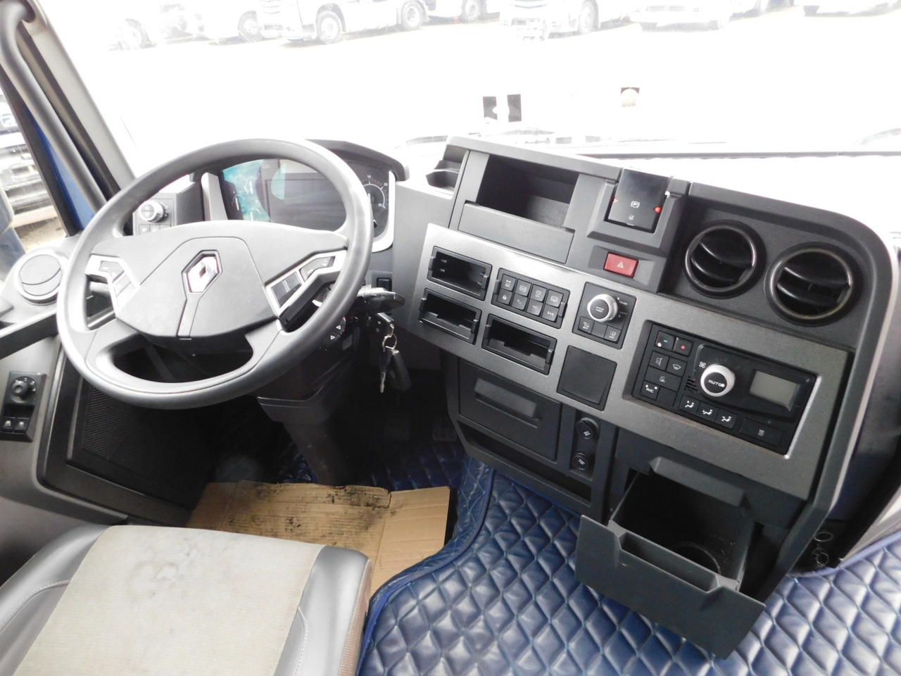 Tractor unit Renault Hd001 cpz42a: picture 6