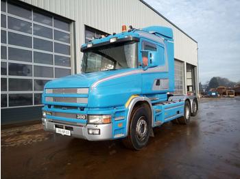 Tractor unit Scania T114G-380: picture 1