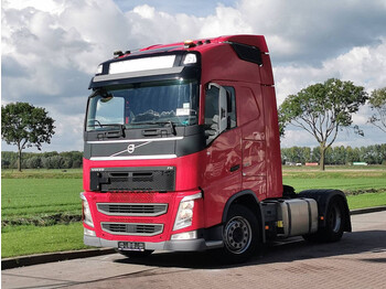 Tractor unit Volvo FH 460 globetrotter: picture 1
