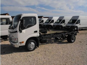 Toyota Dyna 150, 144Ps, 3350mm Fahrg. mit Terra EURO5  - Cab chassis truck