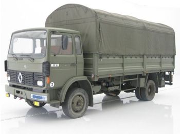 Renault JP11 - Curtain side truck