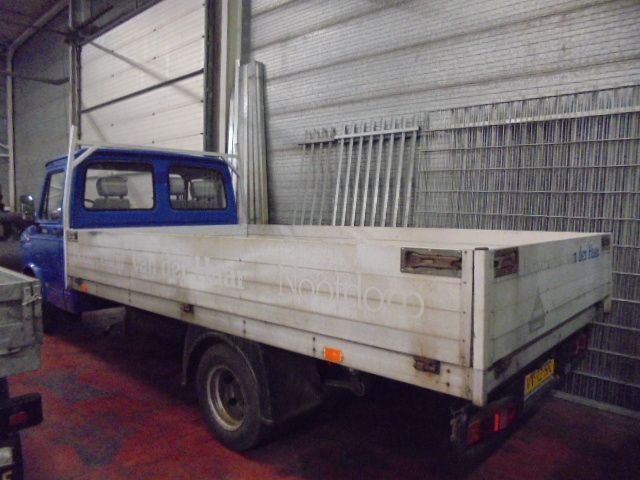 Dropside/ Flatbed truck DAF 400 400: picture 4