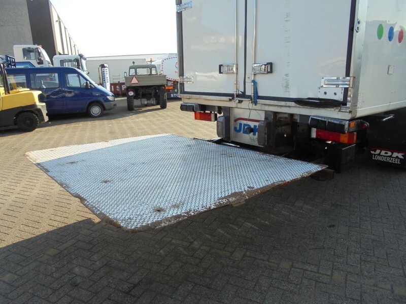 Refrigerator truck DAF CF 75.250 + Euro 5 + Carrier Supra 950 Silent + Dhollandia Lift: picture 9