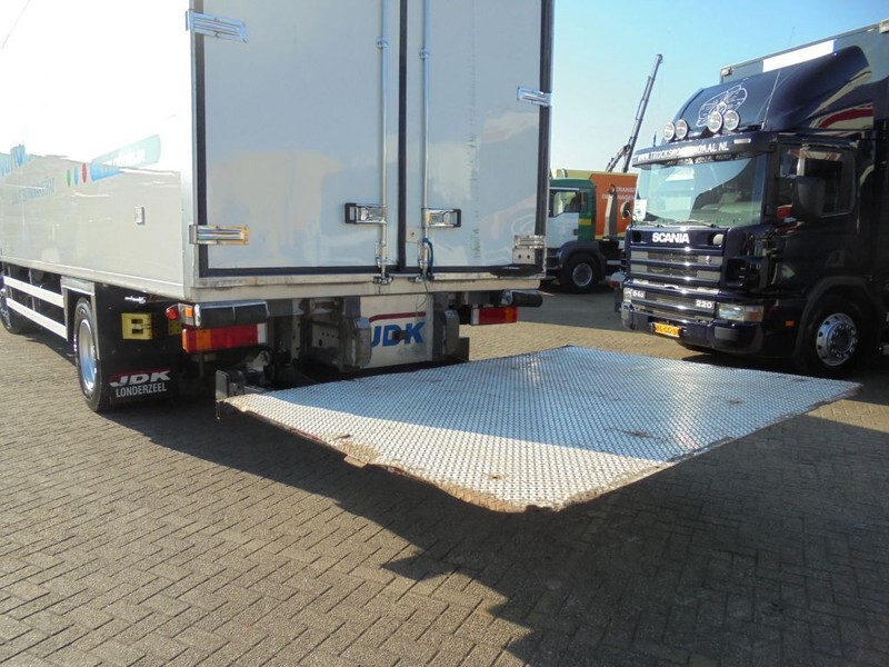 Refrigerator truck DAF CF 75.250 + Euro 5 + Carrier Supra 950 Silent + Dhollandia Lift: picture 10