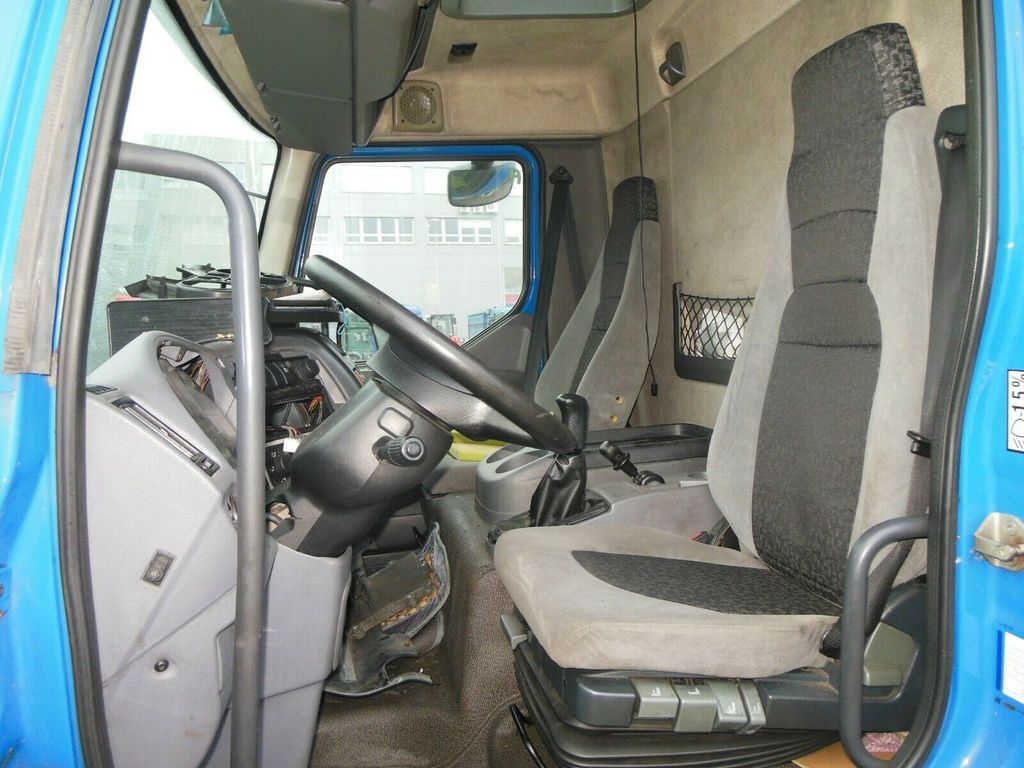 Dropside/ Flatbed truck DAF LF 45.180 Für Ersatzteile: picture 8