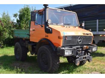 Dropside/ flatbed truck Mercedes-Benz Unimog U 1200