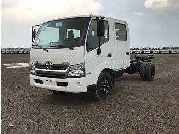 New Cab chassis truck HINO 714, 4.1 Ton (Approx.) Double Cab Chassis,with Turbo & ABS My18: picture 1