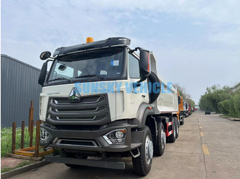 Tipper for transportation of bulk materials HOWO 8x4 NX430 Dump Truck: picture 2
