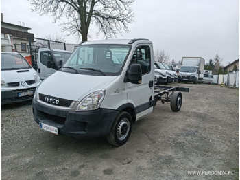 Cab chassis truck IVECO Daily 35s11