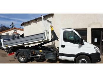 Hook lift truck Iveco 65C18: picture 1