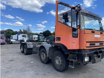 Cab chassis truck IVECO EuroTrakker