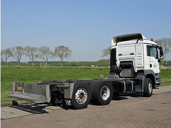 Cab chassis truck MAN 26.320 TGS: picture 3