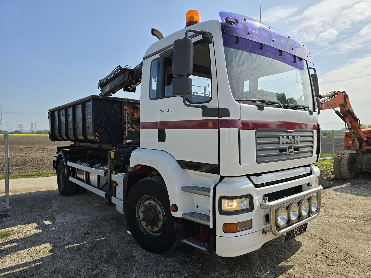 Container transporter/ Swap body truck, Crane truck MAN TGA 18.310 4X4 CRAN / CABEL SYSTEM: picture 3